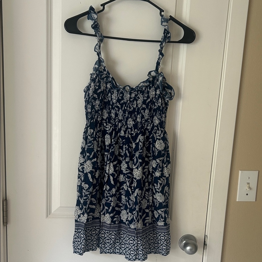 Francesca's Collections Navy Blue and White Floral Mini Dress